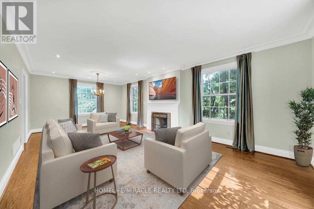 10 Houghton Boulevard, Markham, Ontario  L3P 2N6 - Photo 7 - N12256895