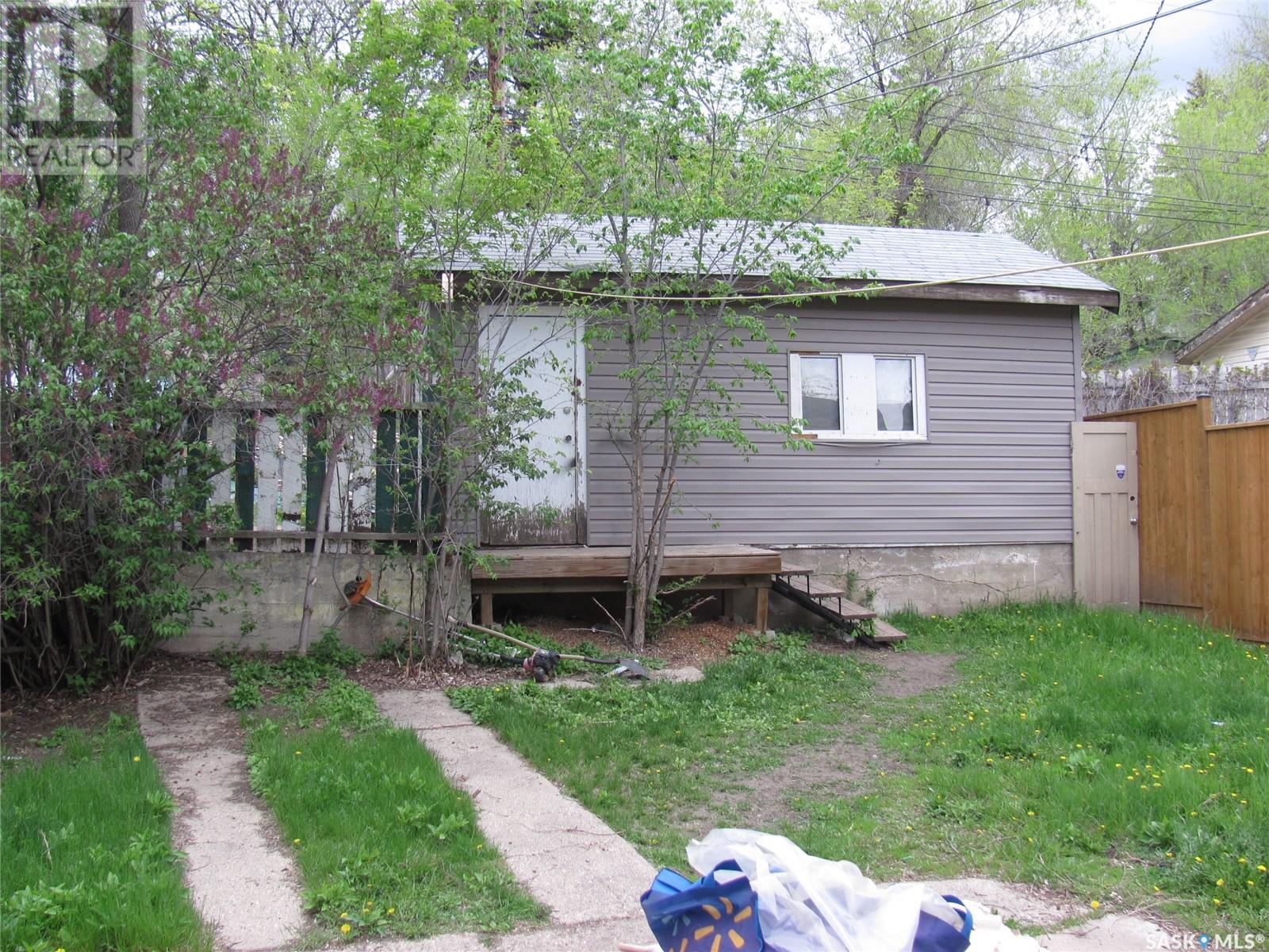 Property at 710 Walmer ROAD image 5