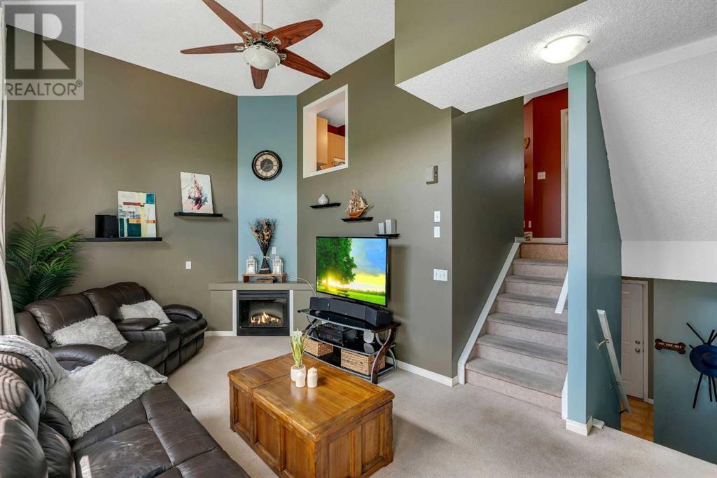 Property at 135 Copperfield Lane SE image 3