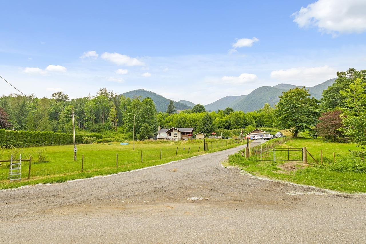 Property at 42095 HUSBAND ROAD image 1