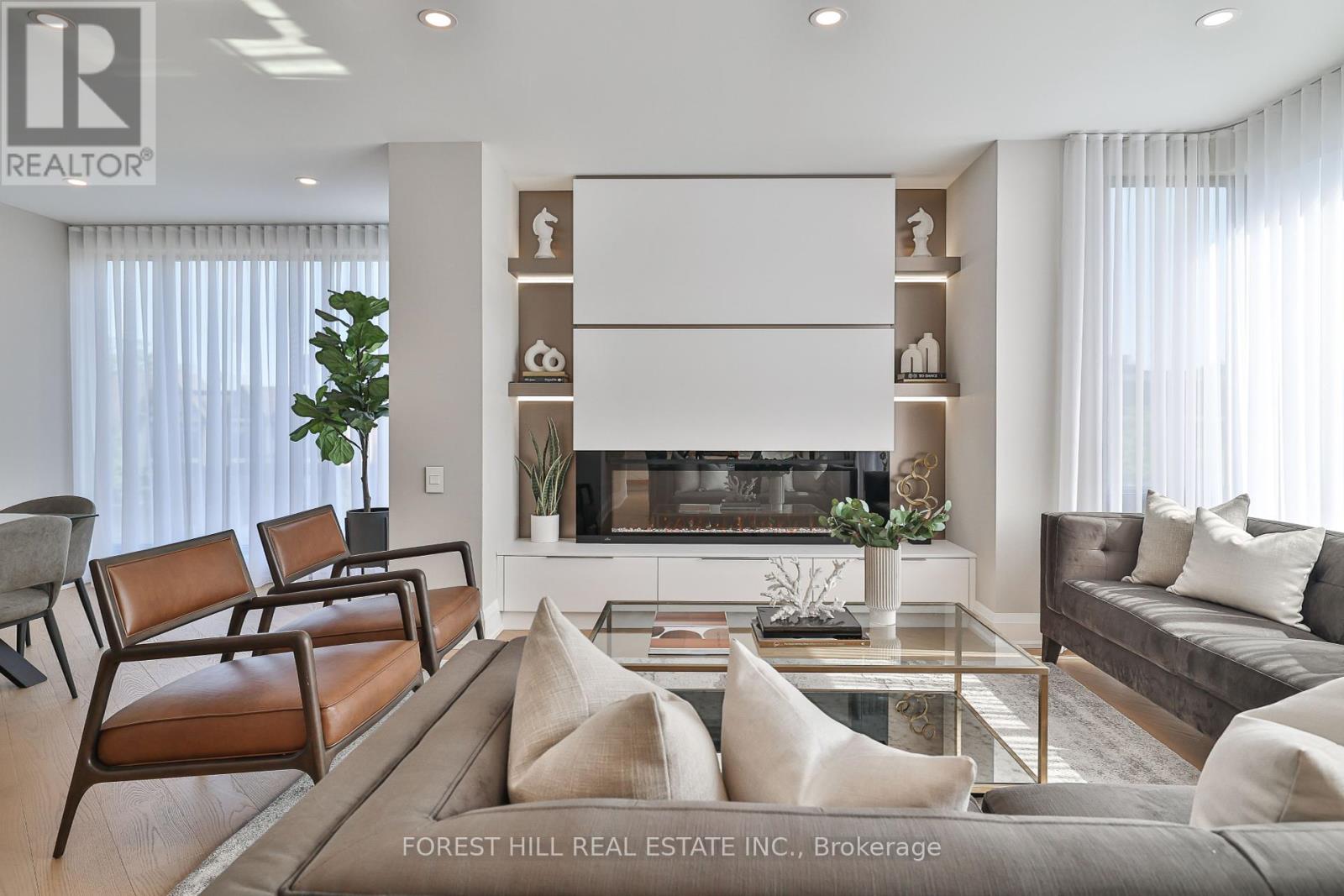 Property at 301 - 342 SPADINA ROAD image 2