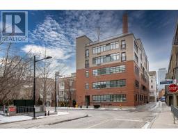 101 - 10 WELLESLEY PLACE, Toronto, Ontario