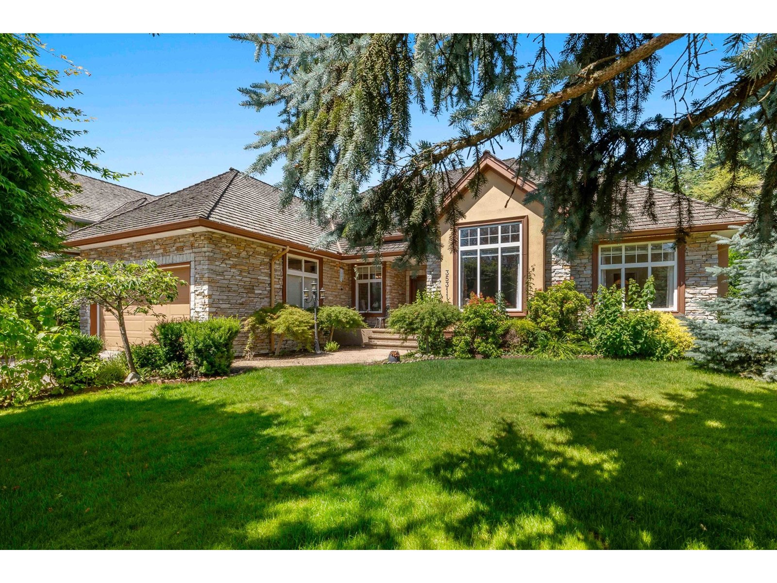 Property at 35311 HIBISCUS COURT image 1