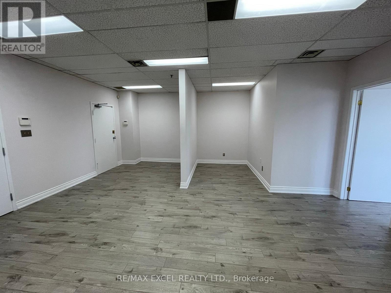 403b - 3090 Kingston Road, Toronto, Ontario  M1M 1P2 - Photo 6 - E12256988