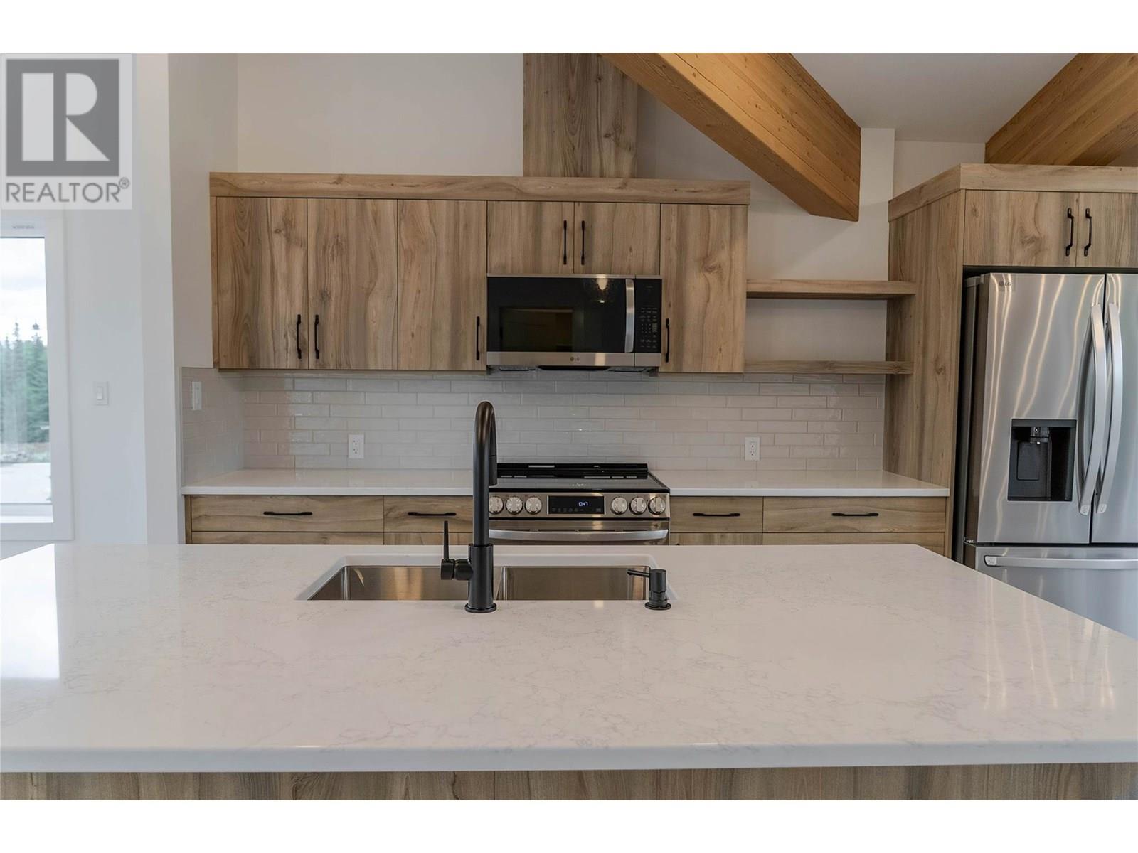 2 Huckleberry Place, Fernie, British Columbia  V0B 1M1 - Photo 20 - 10353618