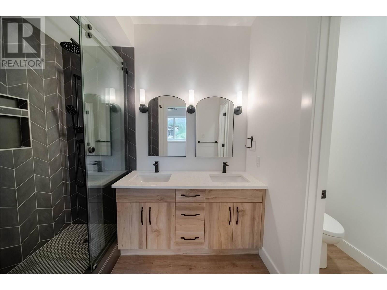 2 Huckleberry Place, Fernie, British Columbia  V0B 1M1 - Photo 31 - 10353618