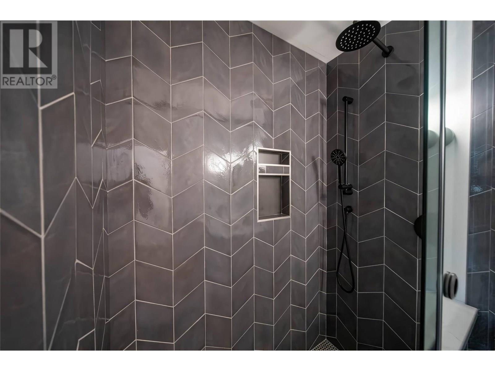 2 Huckleberry Place, Fernie, British Columbia  V0B 1M1 - Photo 32 - 10353618