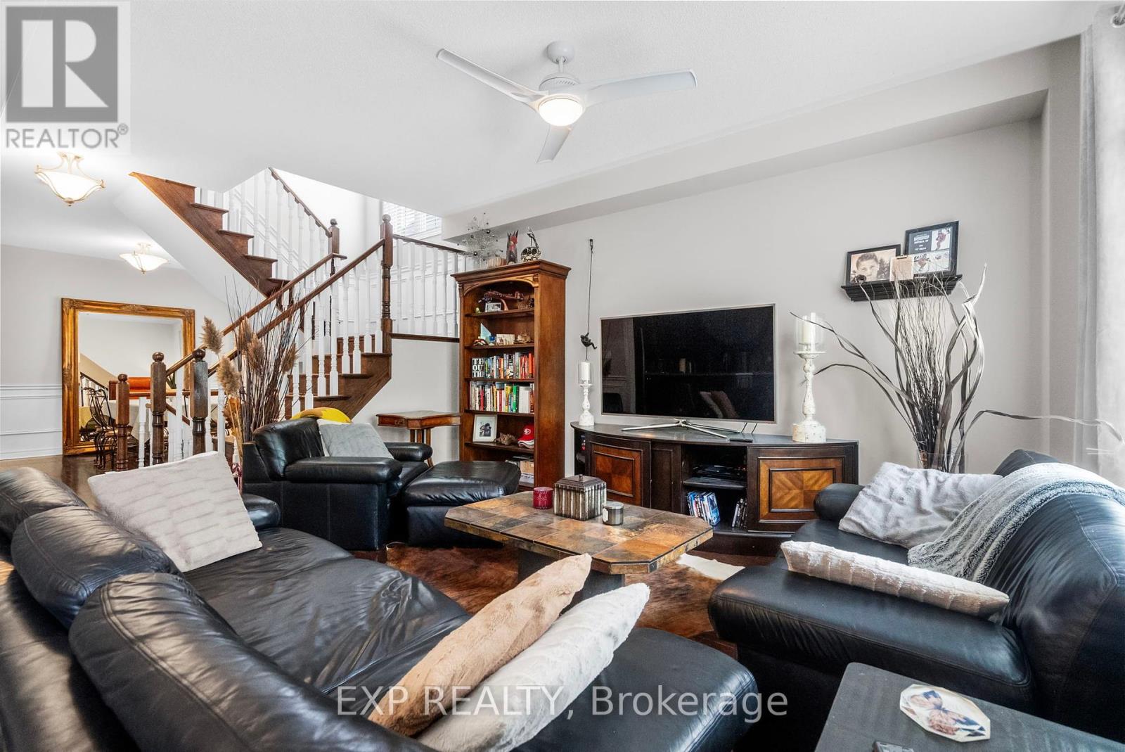 Property at 24 - 450 WORTHINGTON AVENUE image 5
