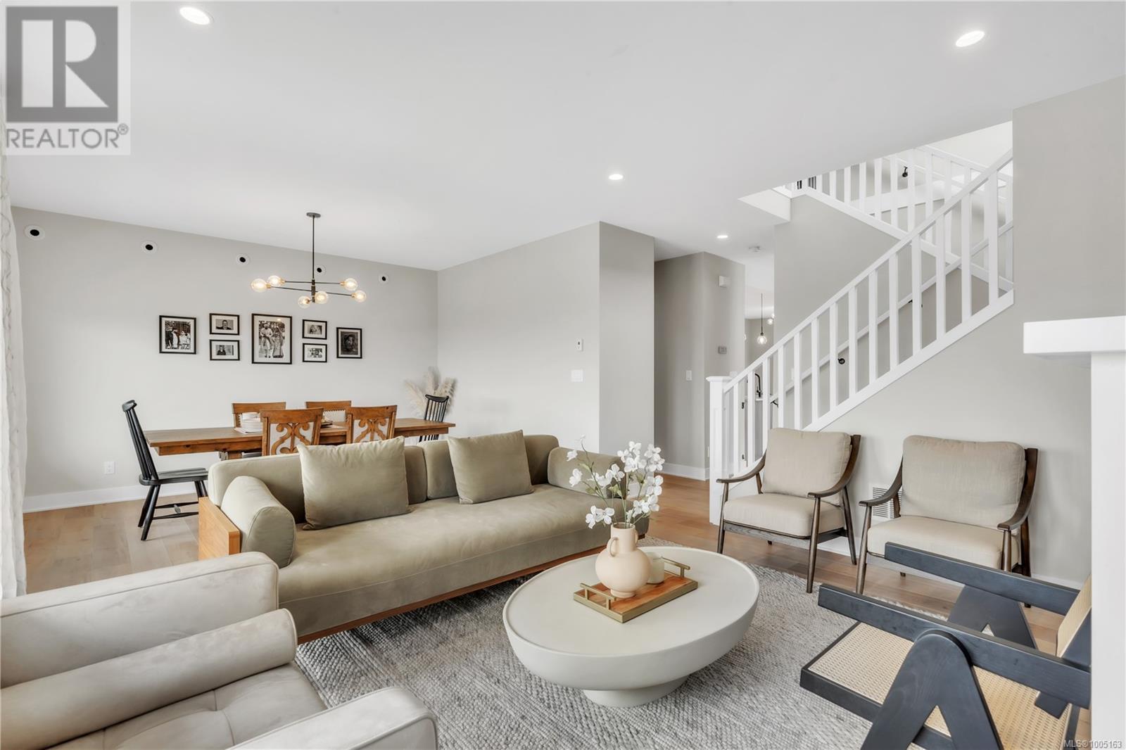 Property at 1332 Flint Ave image 3