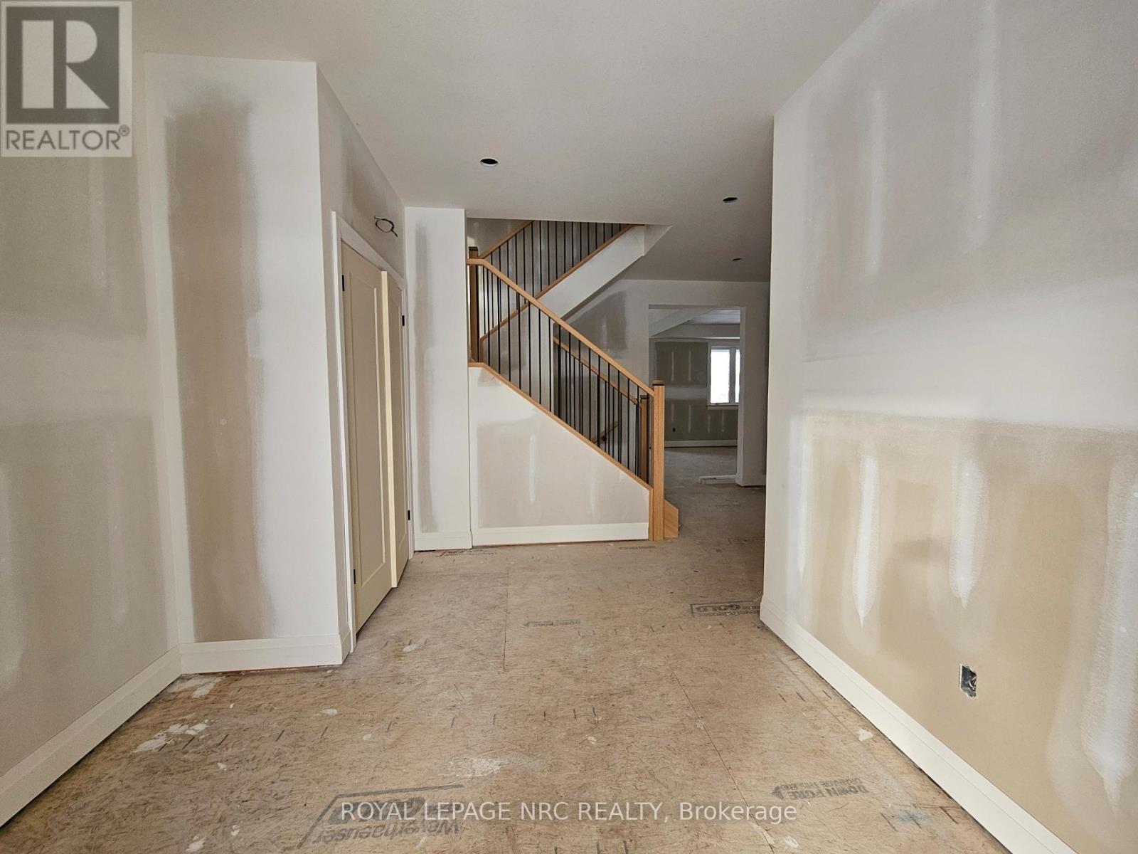 Property at 4705 LEE AVENUE image 3