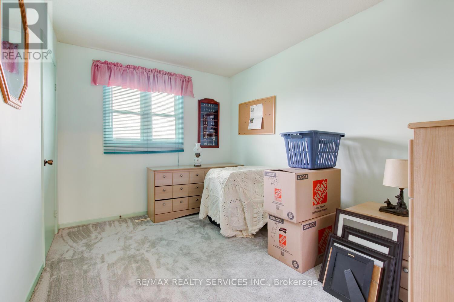 32 Helios Place, Brampton, Ontario  L6Z 2B2 - Photo 21 - W12256932