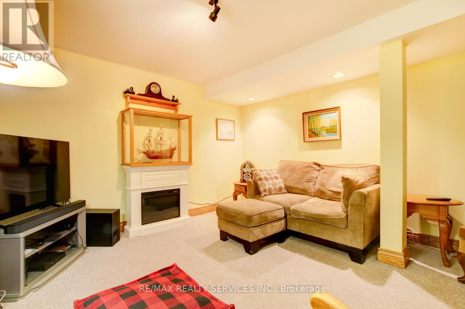 32 Helios Place, Brampton, Ontario  L6Z 2B2 - Photo 28 - W12256932