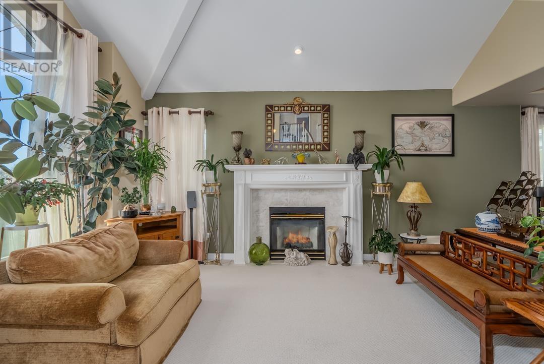 Property at 2583 DIAMOND CRESCENT image 3