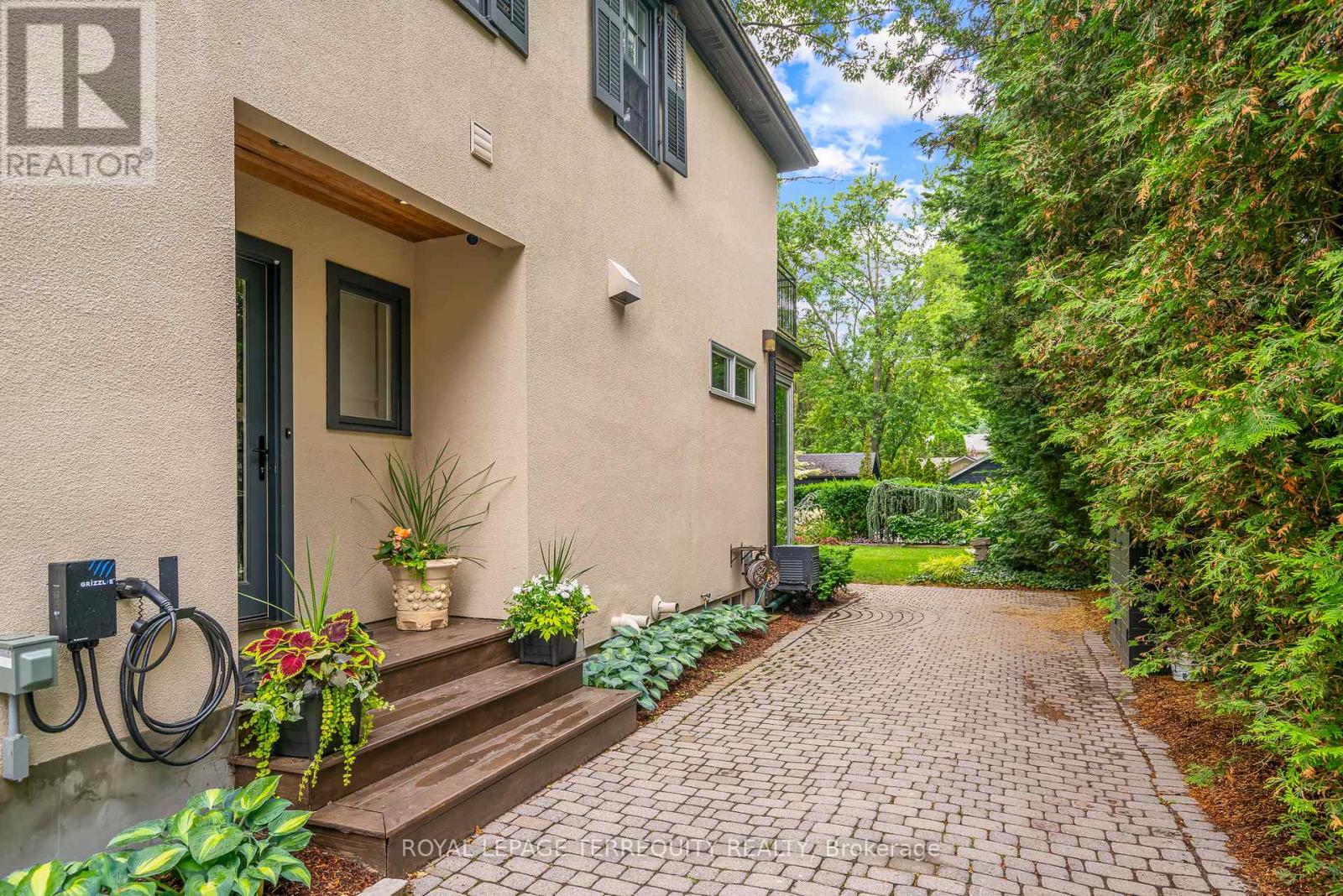 277 King Street, Niagara-On-The-Lake, Ontario  L0S 1J0 - Photo 32 - X12256977
