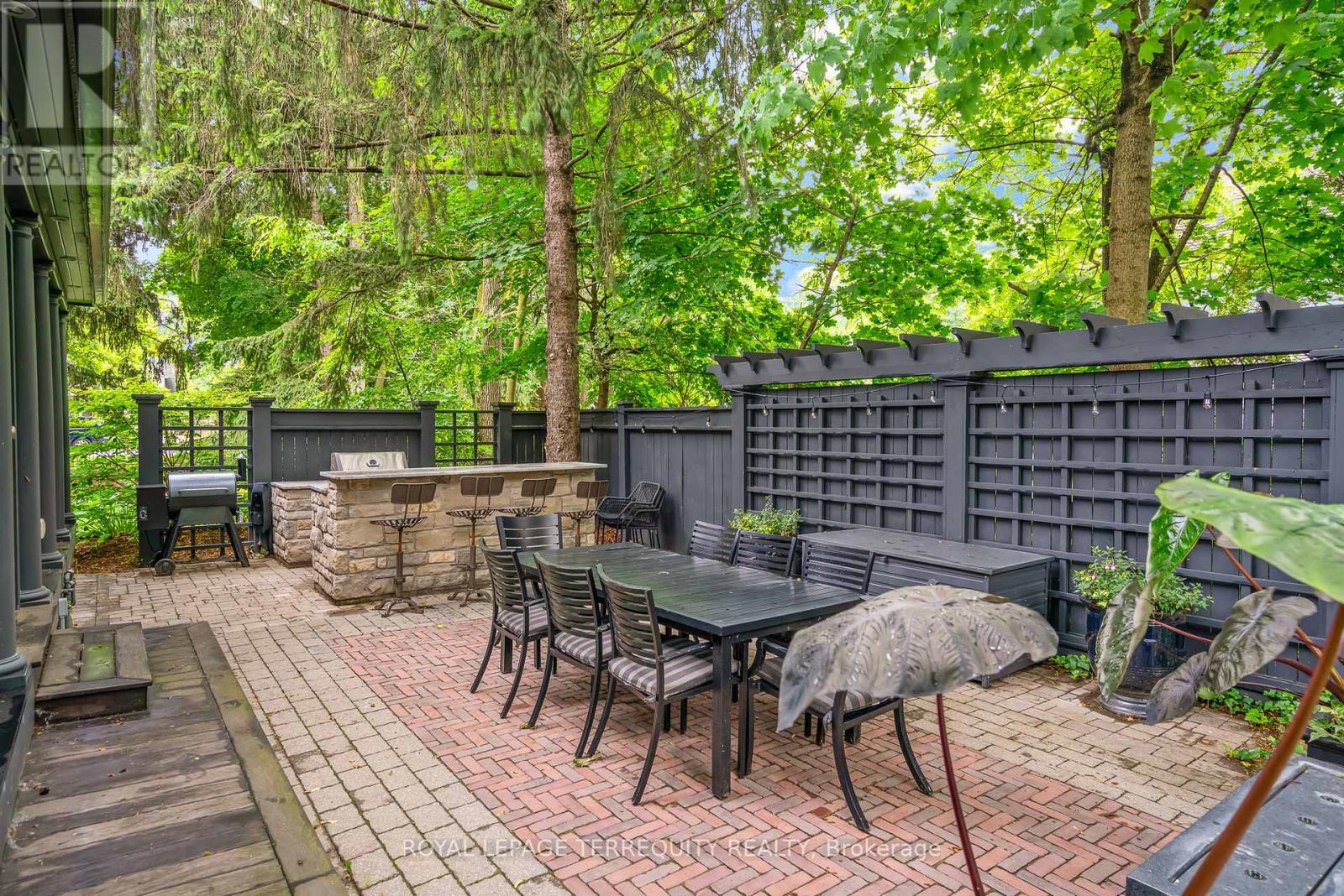 277 King Street, Niagara-On-The-Lake, Ontario  L0S 1J0 - Photo 36 - X12256977