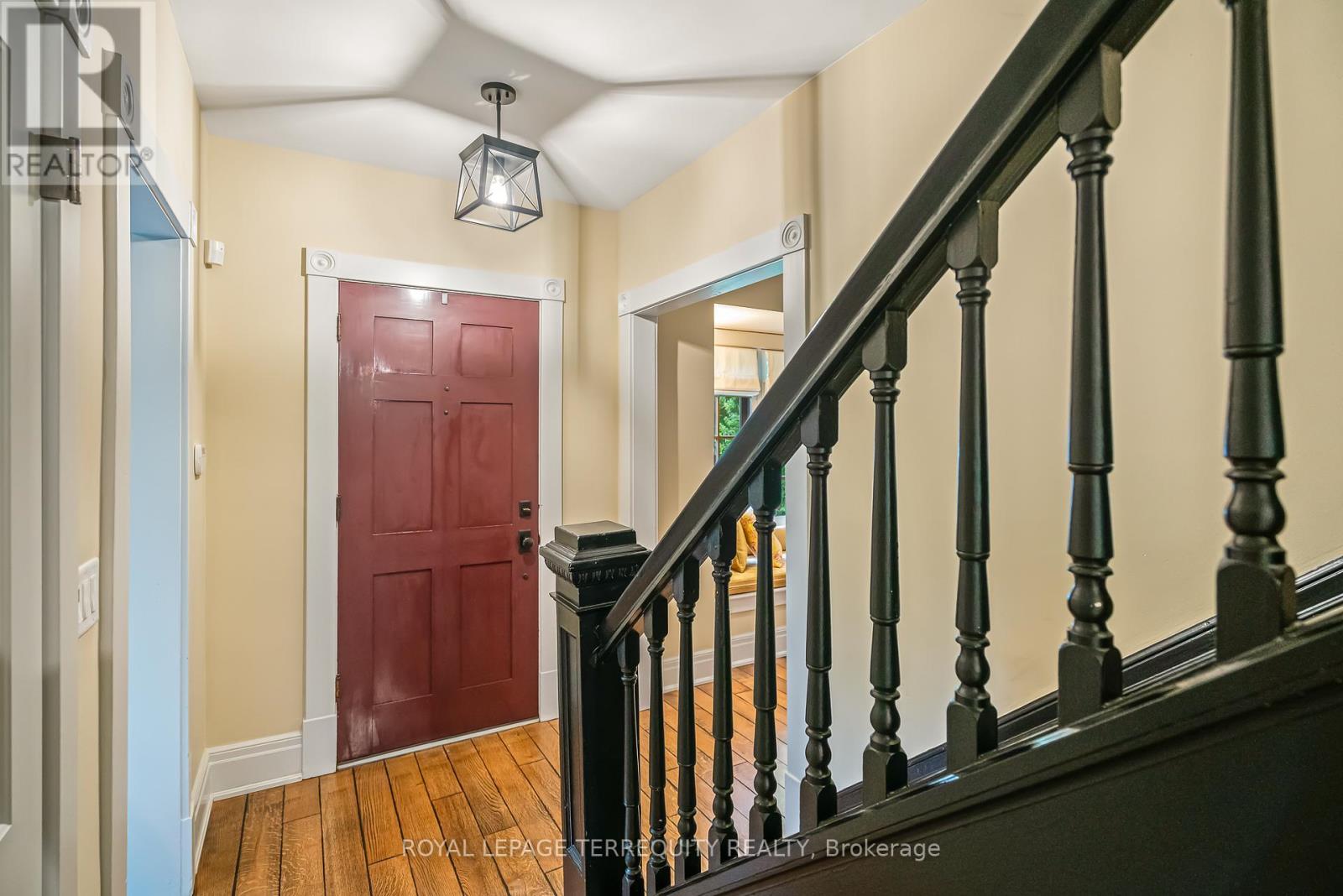 Property at 277 KING STREET image 5