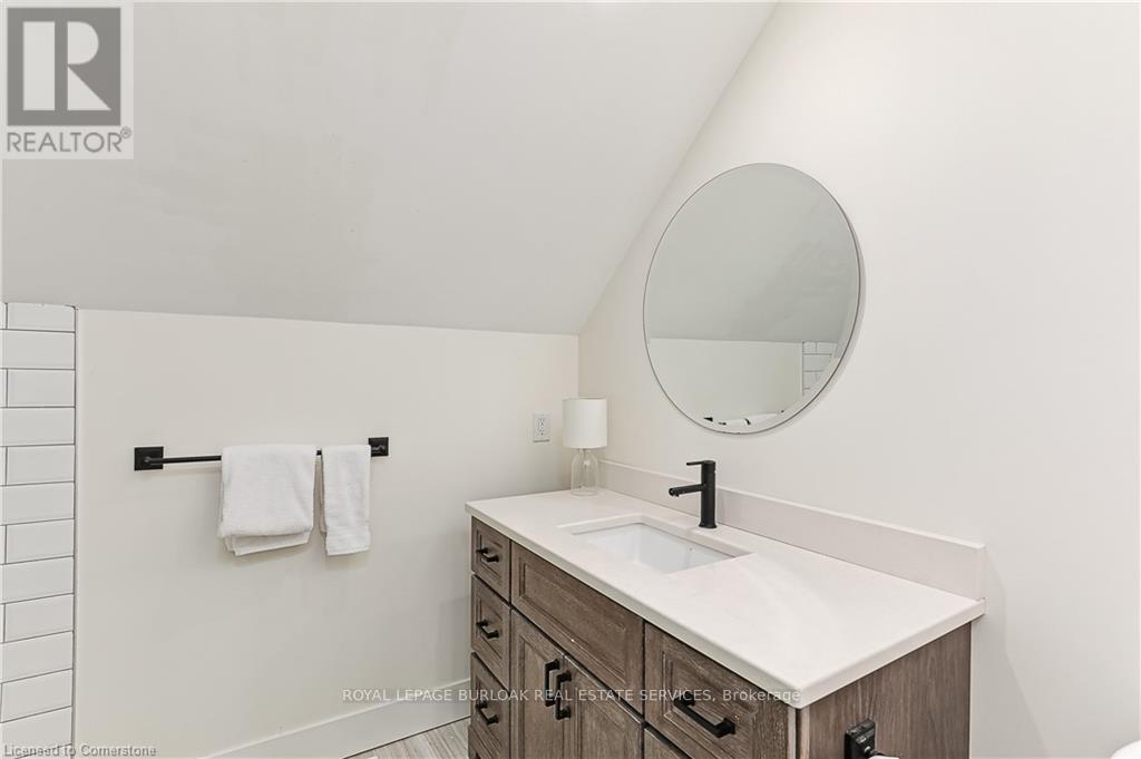 234 Canrobert Street, Grey Highlands, Ontario  N0C 1E0 - Photo 26 - X12256991