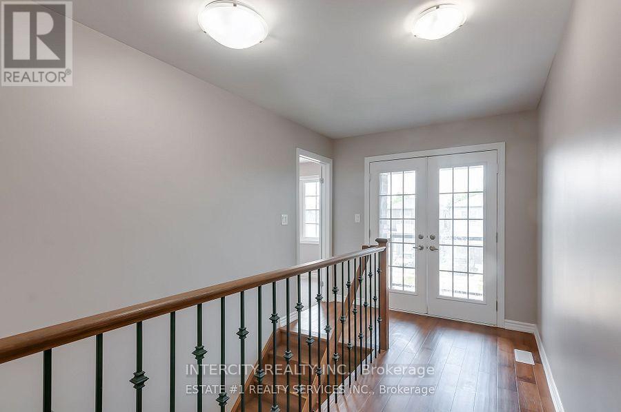 263 Louise Street, Welland, Ontario  L3B 0H8 - Photo 11 - X12257010