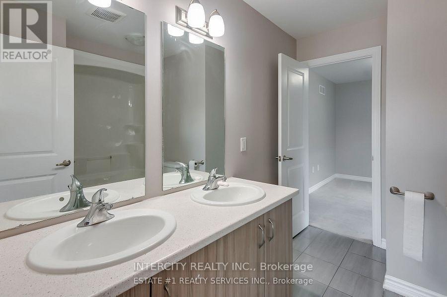 263 Louise Street, Welland, Ontario  L3B 0H8 - Photo 13 - X12257010