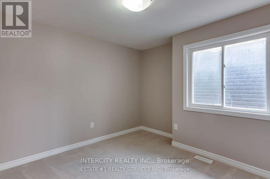 263 Louise Street, Welland, Ontario  L3B 0H8 - Photo 15 - X12257010