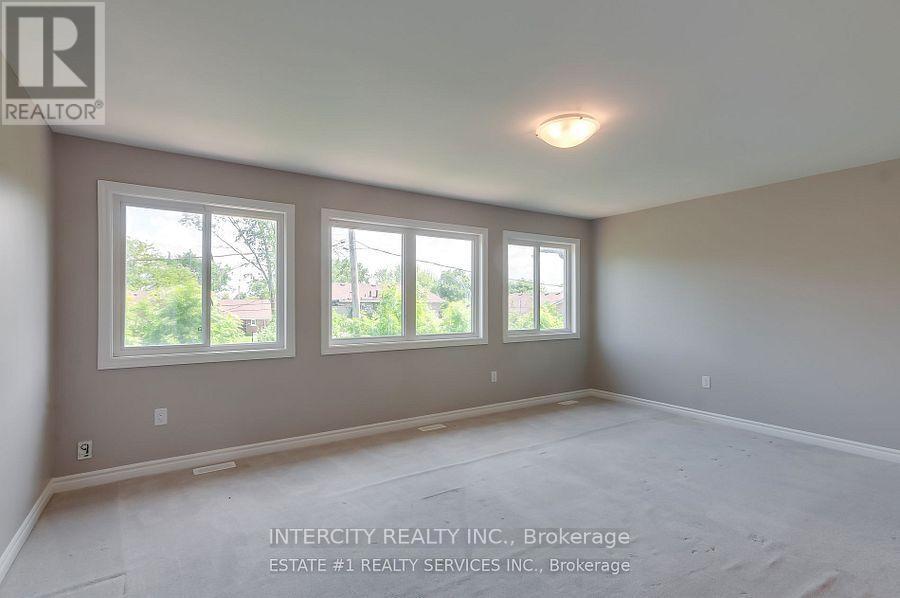 263 Louise Street, Welland, Ontario  L3B 0H8 - Photo 19 - X12257010