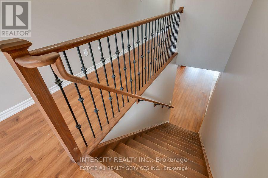 263 Louise Street, Welland, Ontario  L3B 0H8 - Photo 9 - X12257010