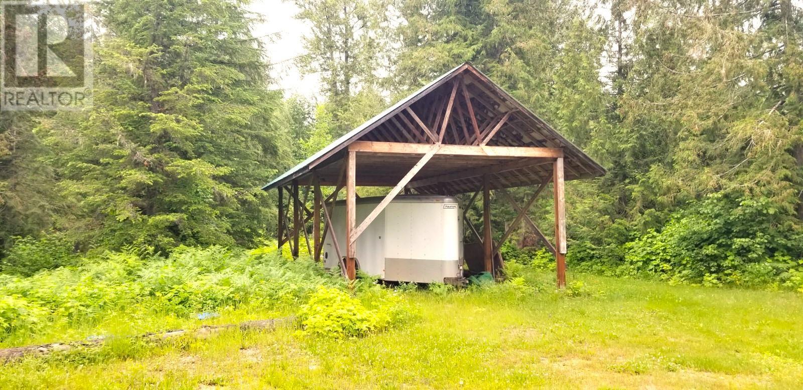 1625 Acorn Road, Seymour Arm, British Columbia  V0E 2V2 - Photo 28 - 10346669