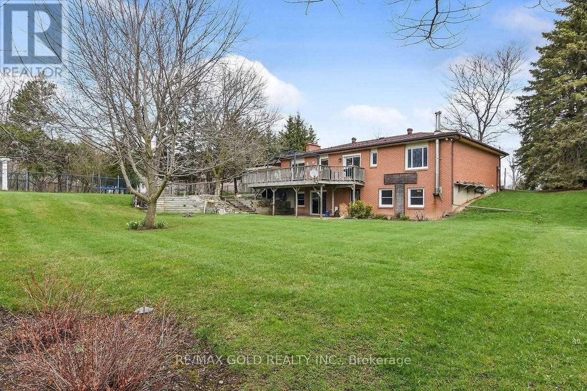 12410 Old Kennedy Road, Caledon, Ontario  L7C 2E8 - Photo 6 - W12129837