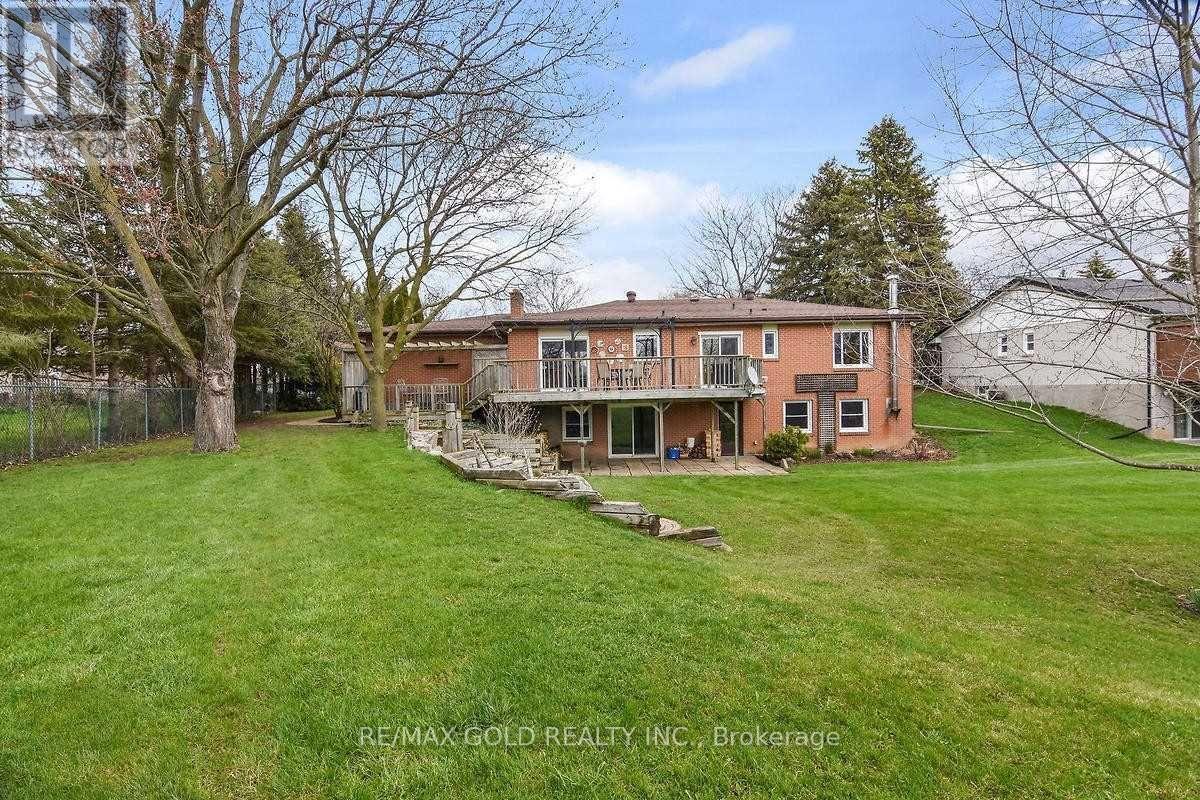 12410 Old Kennedy Road, Caledon, Ontario  L7C 2E8 - Photo 5 - W12129837