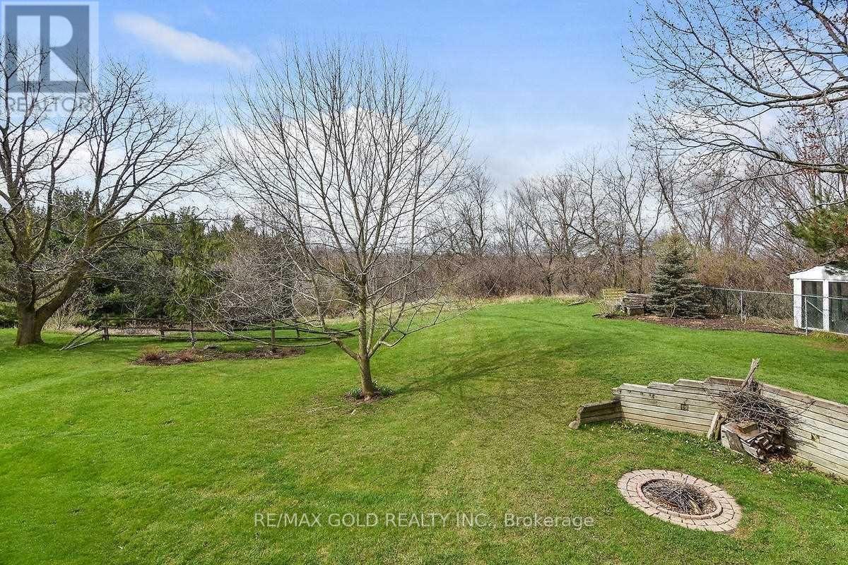 12410 Old Kennedy Road, Caledon, Ontario  L7C 2E8 - Photo 8 - W12129837