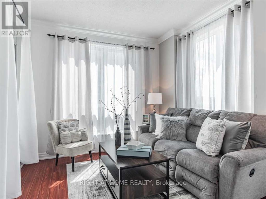 207 - 2087 Lake Shore Boulevard, Toronto, Ontario  M8V 4G3 - Photo 9 - W12254749
