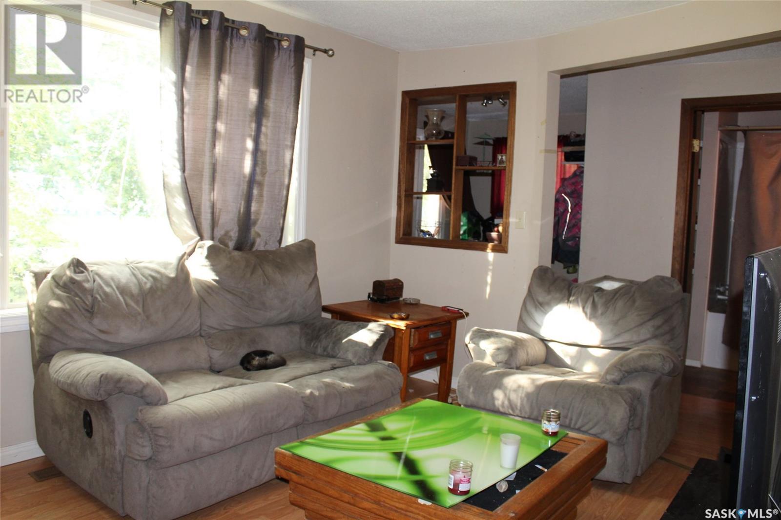 508 1st Avenue E, Lampman, Saskatchewan  S0C 1N0 - Photo 7 - SK990586