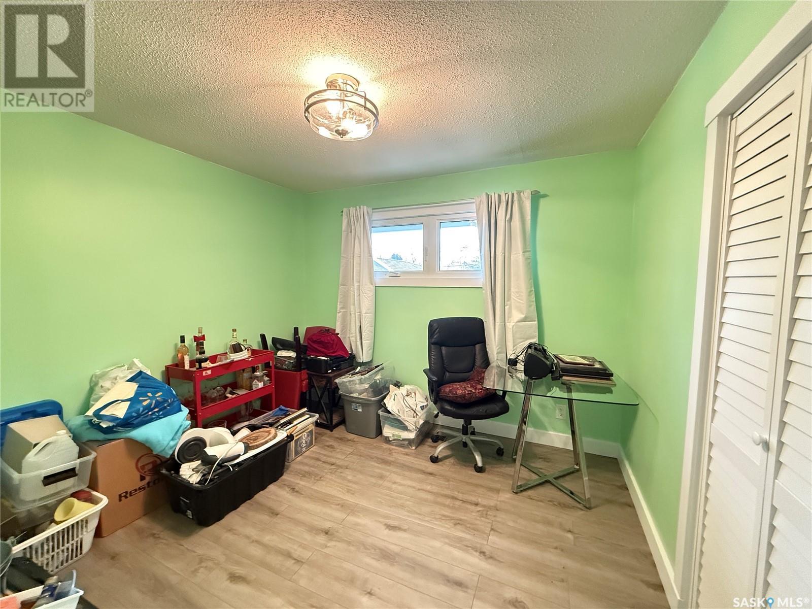 615 Windsor Street, Weyburn, Saskatchewan  S4H 0X1 - Photo 13 - SK003811