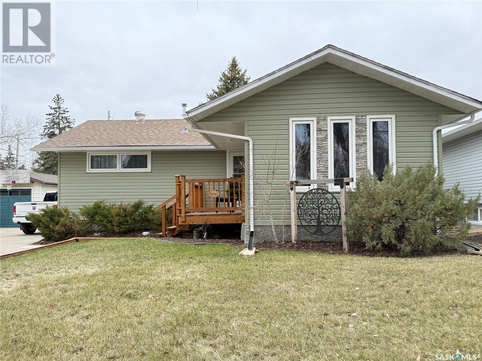 615 Windsor Street, Weyburn, Saskatchewan  S4H 0X1 - Photo 28 - SK003811