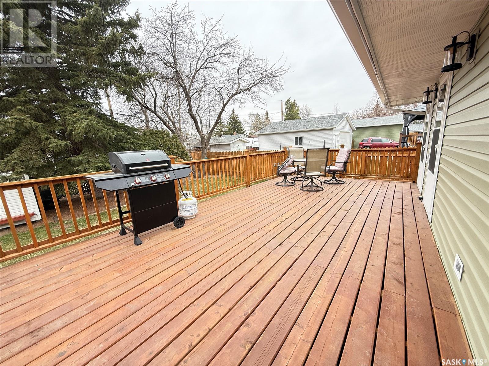 615 Windsor Street, Weyburn, Saskatchewan  S4H 0X1 - Photo 19 - SK003811