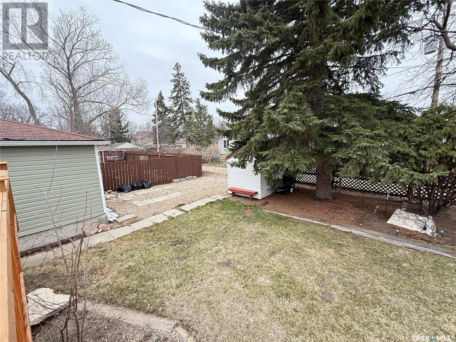 615 Windsor Street, Weyburn, Saskatchewan  S4H 0X1 - Photo 26 - SK003811