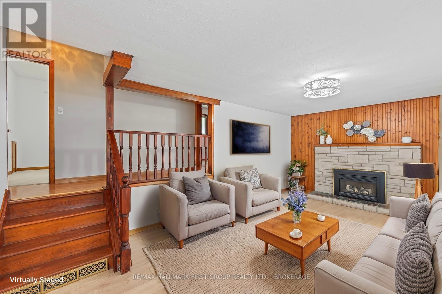 Property at 73 WATER STREET W image 4