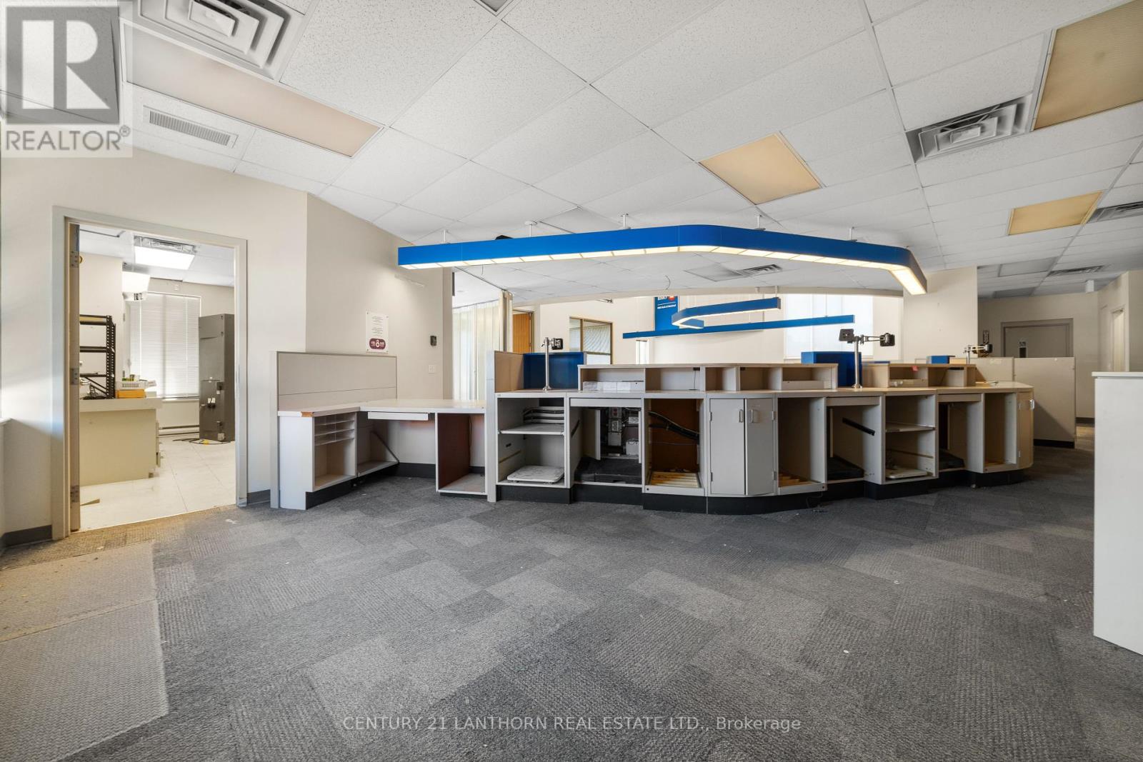 115 Picton Main Street, Prince Edward County, Ontario  K0K 2T0 - Photo 9 - X12257292