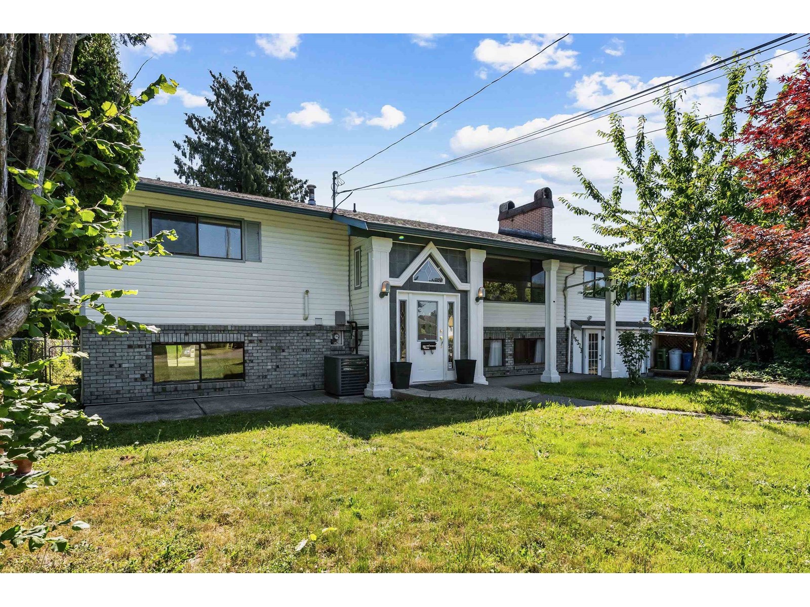 Property at 46323 MAGNOLIA AVENUE image 1