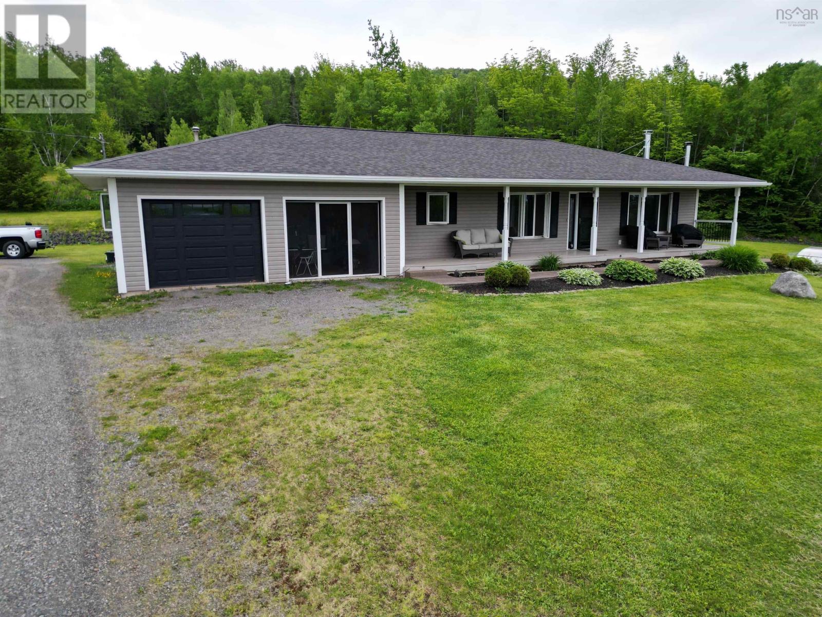 133 Bradley Road, Greenwood, Nova Scotia  B2H 5C7 - Photo 3 - 202506932