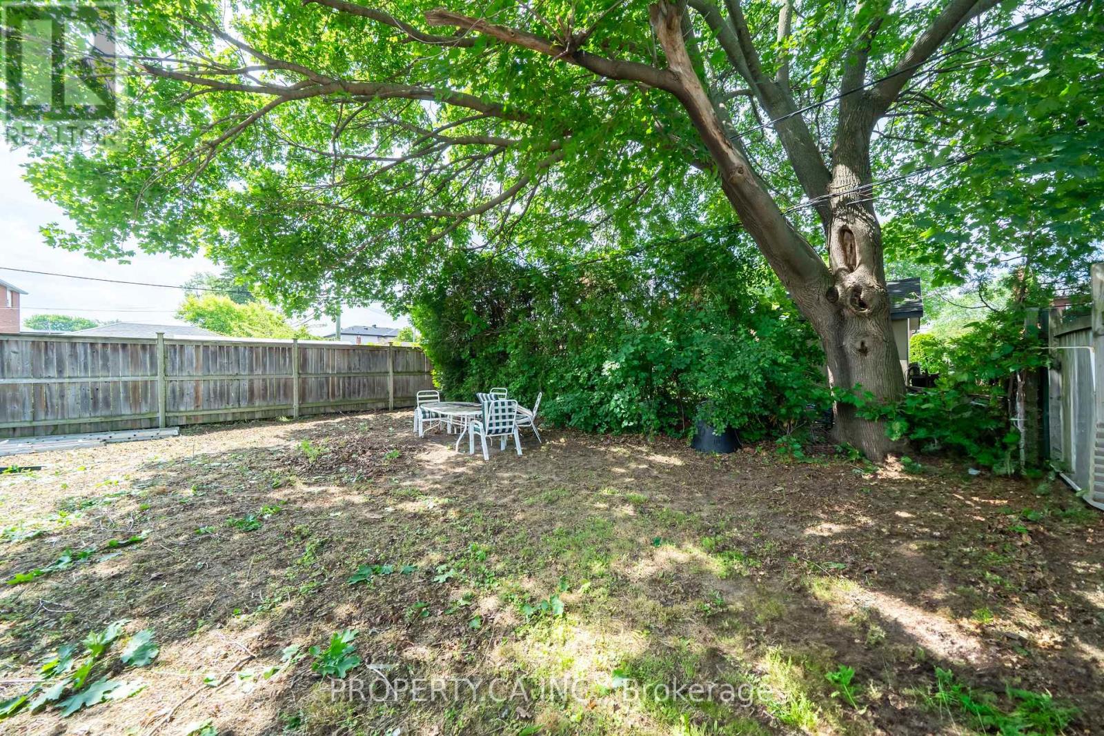 1592 Pharmacy Avenue, Toronto, Ontario  M1R 2K7 - Photo 17 - E12257171