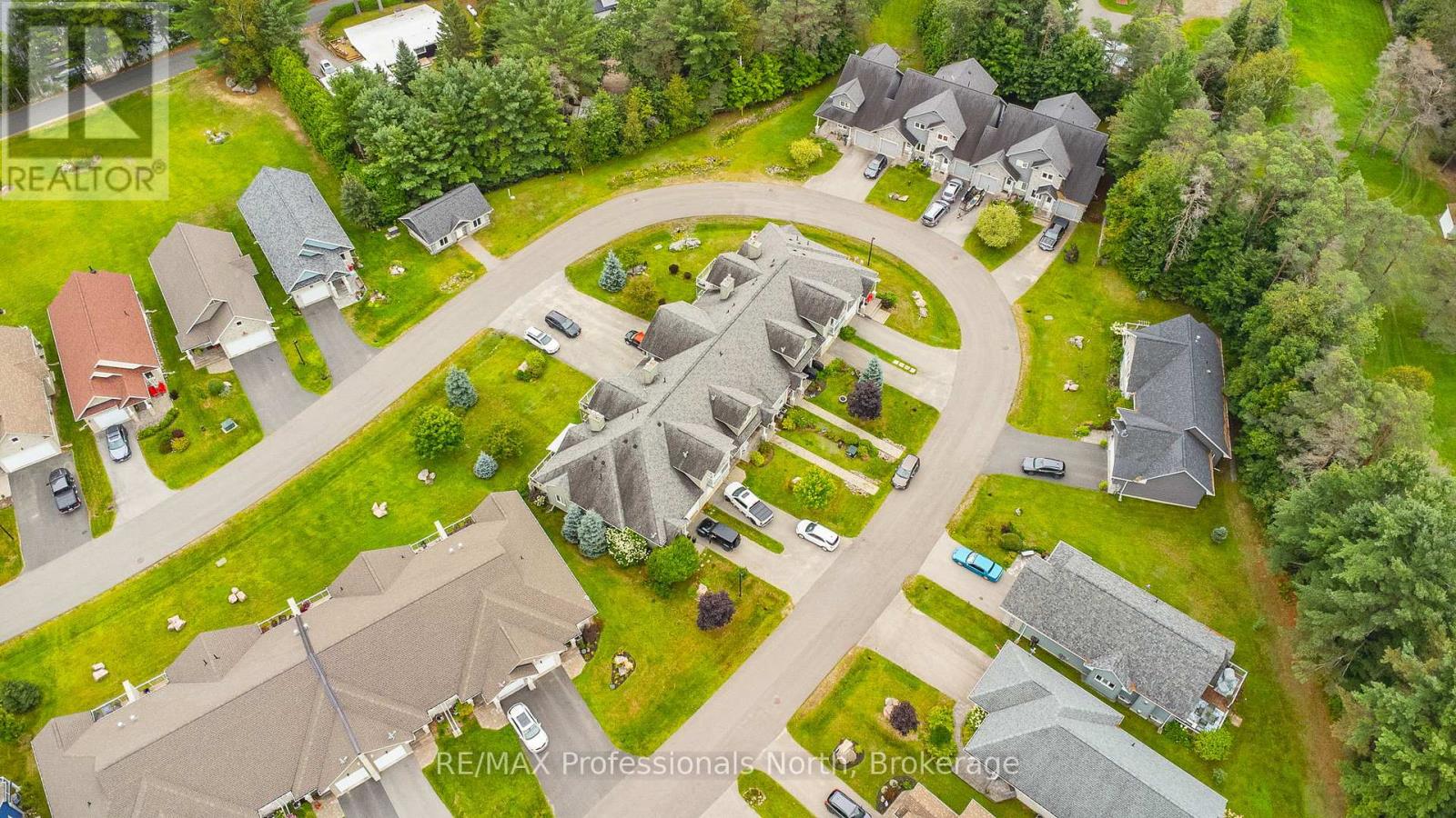 46 Webb Circle, Dysart Et Al (Dysart), Ontario  K0M 1S0 - Photo 42 - X12257249