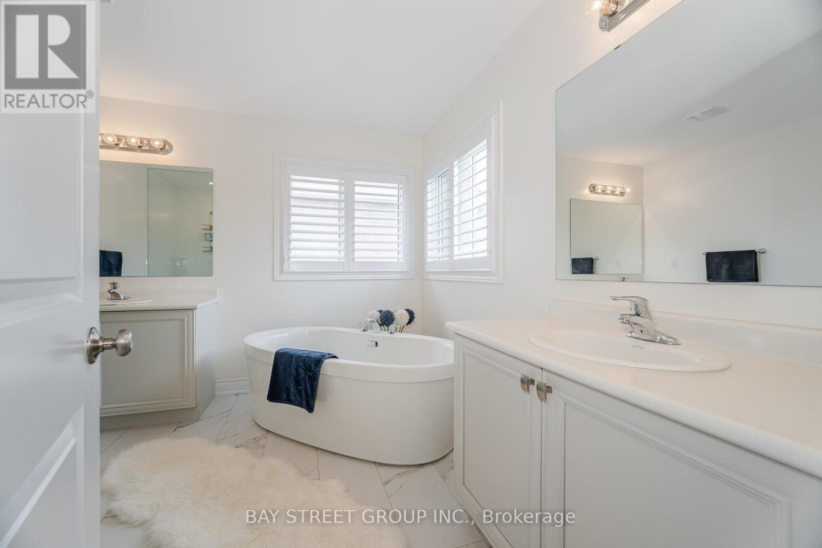 31 Prady Lane, New Tecumseth, Ontario  L0G 1W0 - Photo 19 - N12257139