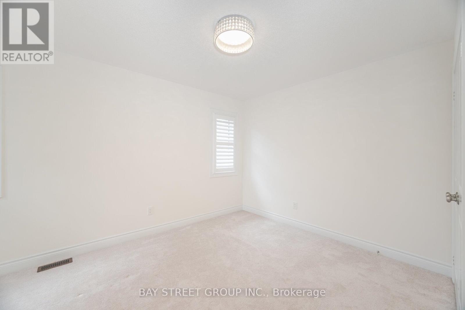 31 Prady Lane, New Tecumseth, Ontario  L0G 1W0 - Photo 24 - N12257139