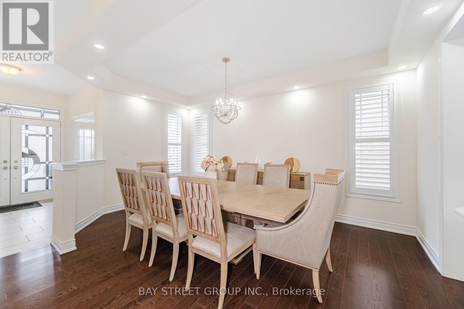 31 Prady Lane, New Tecumseth, Ontario  L0G 1W0 - Photo 6 - N12257139
