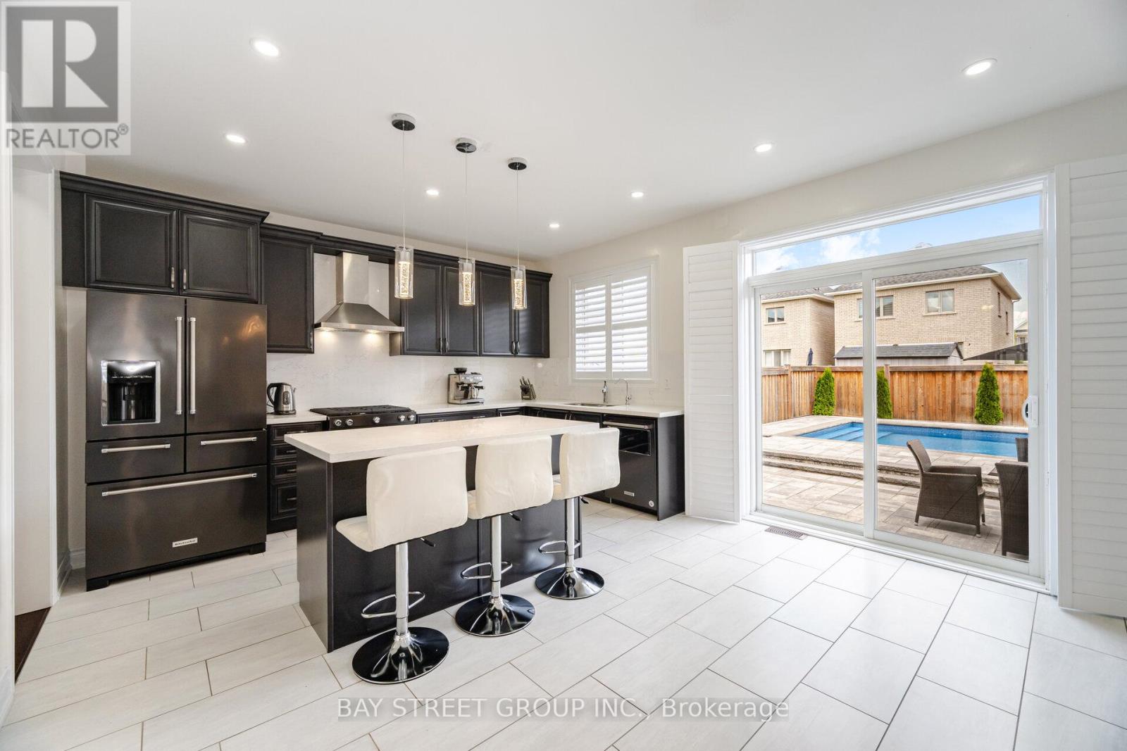 31 Prady Lane, New Tecumseth, Ontario  L0G 1W0 - Photo 8 - N12257139
