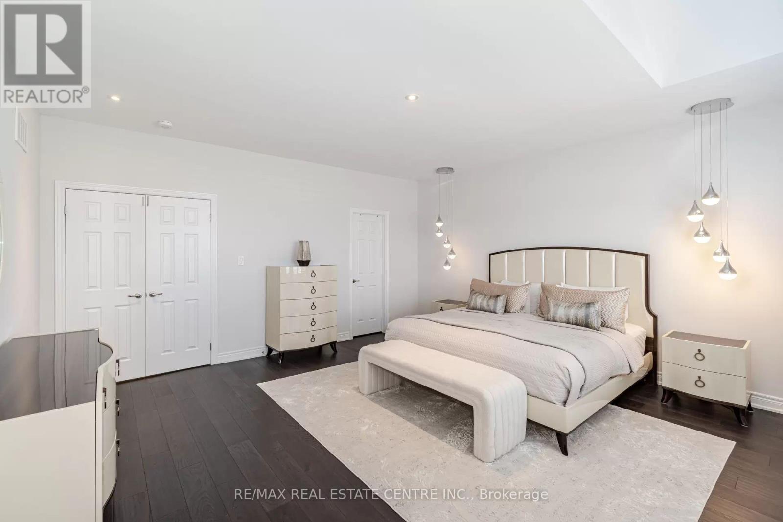 9 Calico Court, Halton Hills, Ontario  L7G 0M1 - Photo 18 - W12257195