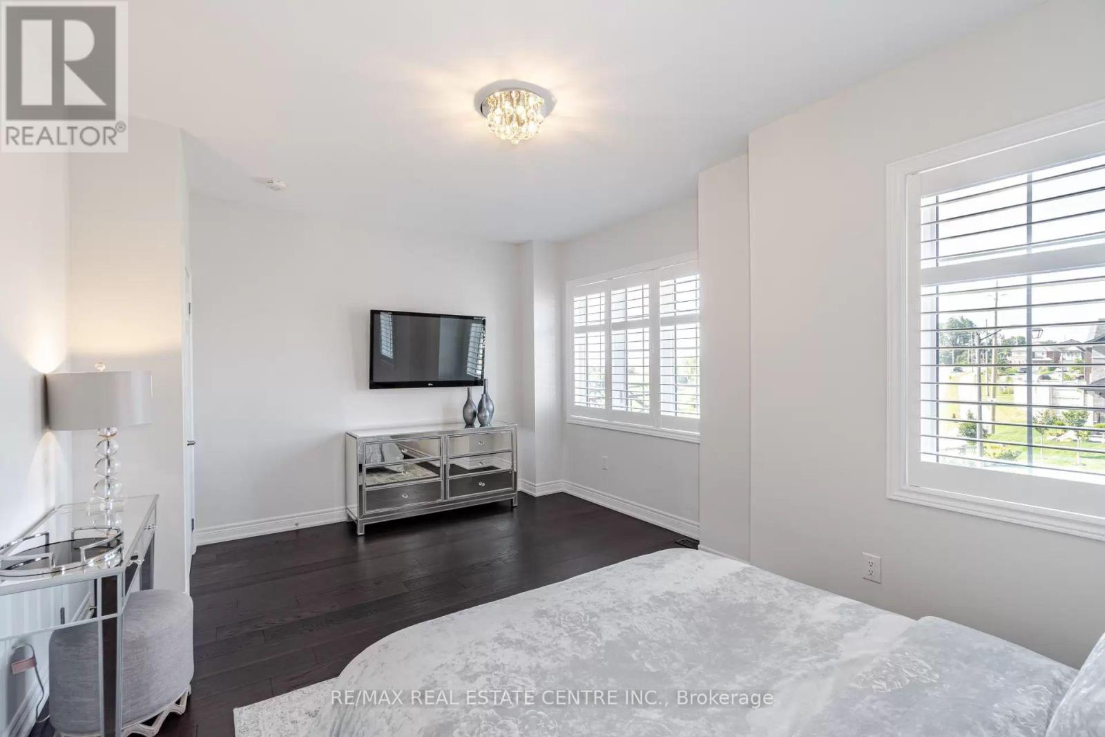 9 Calico Court, Halton Hills, Ontario  L7G 0M1 - Photo 23 - W12257195