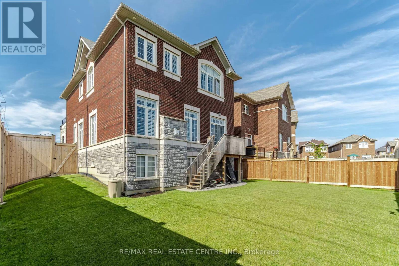 9 Calico Court, Halton Hills, Ontario  L7G 0M1 - Photo 34 - W12257195