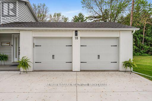 Property at 18 ROSEMOUNT AVENUE image 2